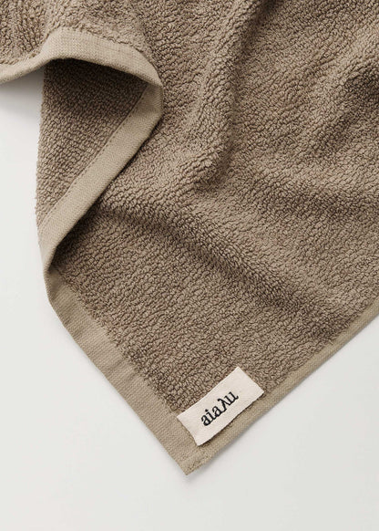 Linen bath towel