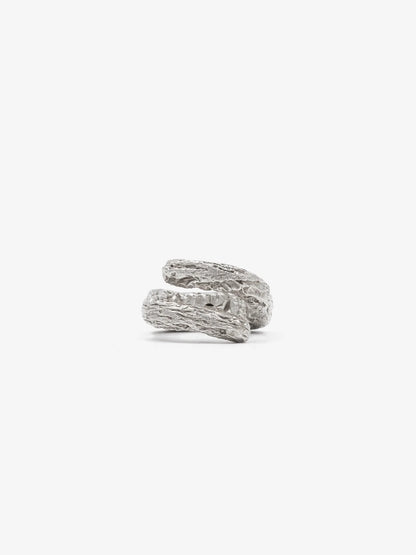 Sol Seok | Gathering Breach Ring (925 Silver)